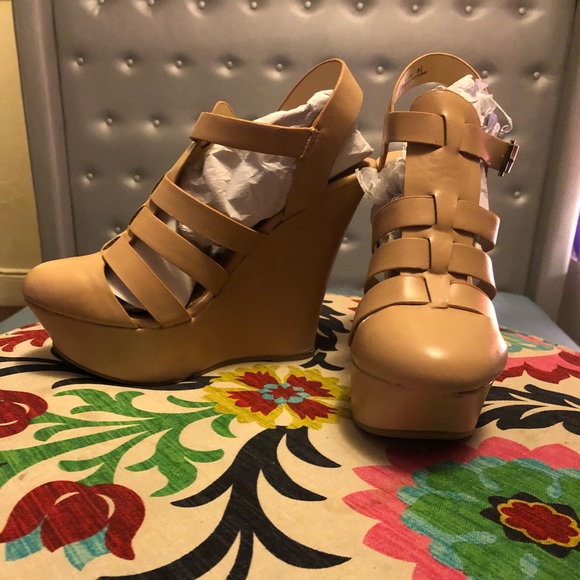 Size 8 Bamboo wedges - Picture 1 of 5